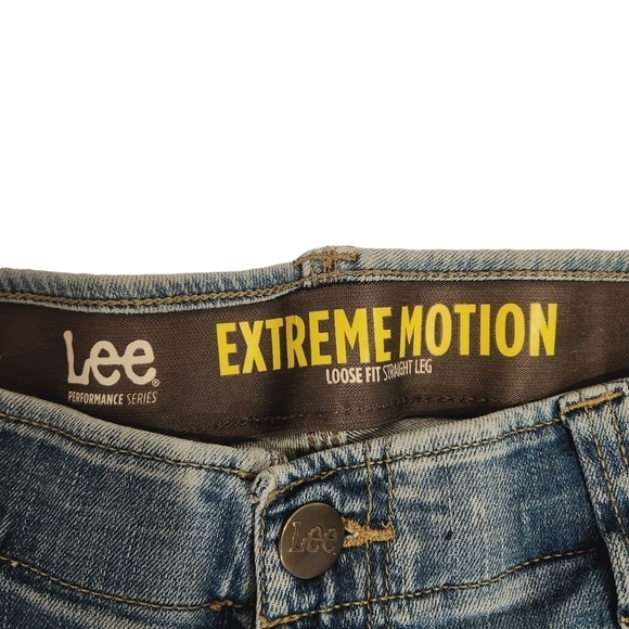 LEE Men's Extreme Motion Loose Fit Medium Wash Denim Blue Jeans Size 36x36 - Picture 5 of 14